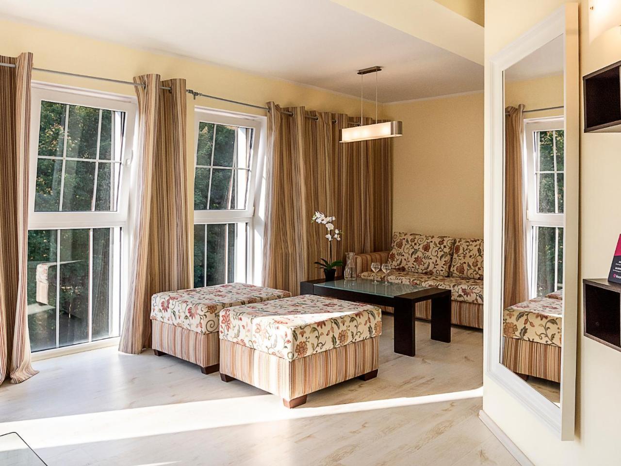 Vacationclub - Rezydencja Bursztyn Apartament 31 Świnoujście Екстериор снимка